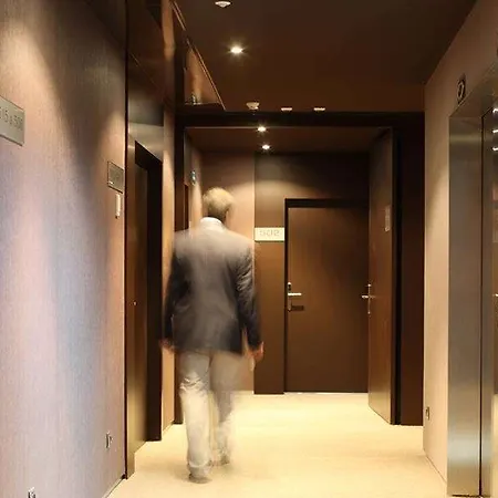 Sercotel Boulevard Aparthotel 4*