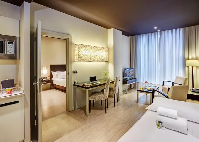 セルコテル ブールバール ビトリア ガステイス 4* ビトリア・ガステイス