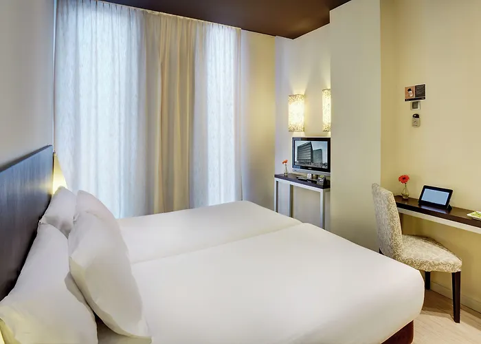 セルコテル ブールバール ビトリア ガステイス 4* ビトリア・ガステイス