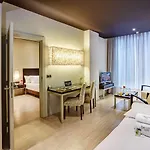 Ξενοδοχείο με διαμερίσματα Sercotel Boulevard Βιτόρια-Γκαστέις