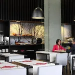 Ξενοδοχείο με διαμερίσματα Sercotel Boulevard 4*